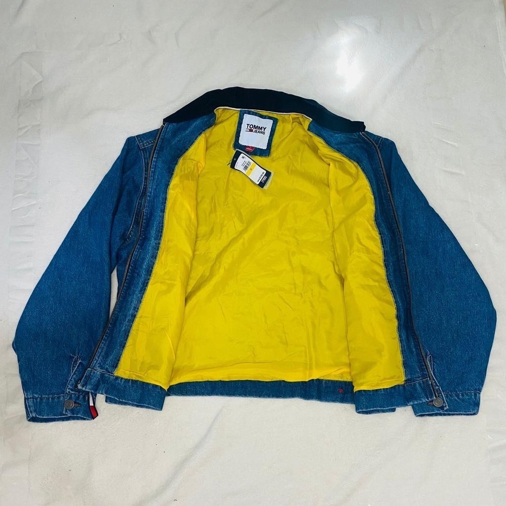 Tommy Hilfiger denim jacket
Vintage retro look - Picture 4 of 5